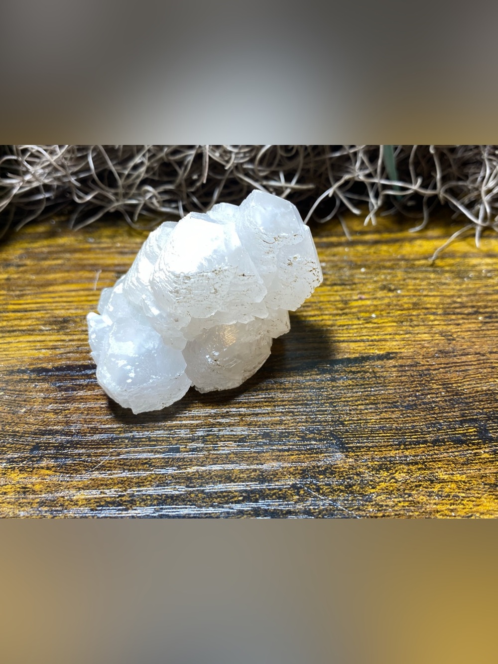 Layered Mangano Calcite - Picture 2 of 16
